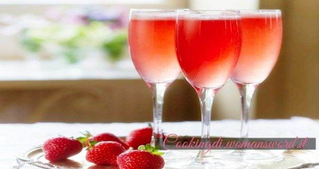 Spumante alle Fragole pronto in pochi minuti